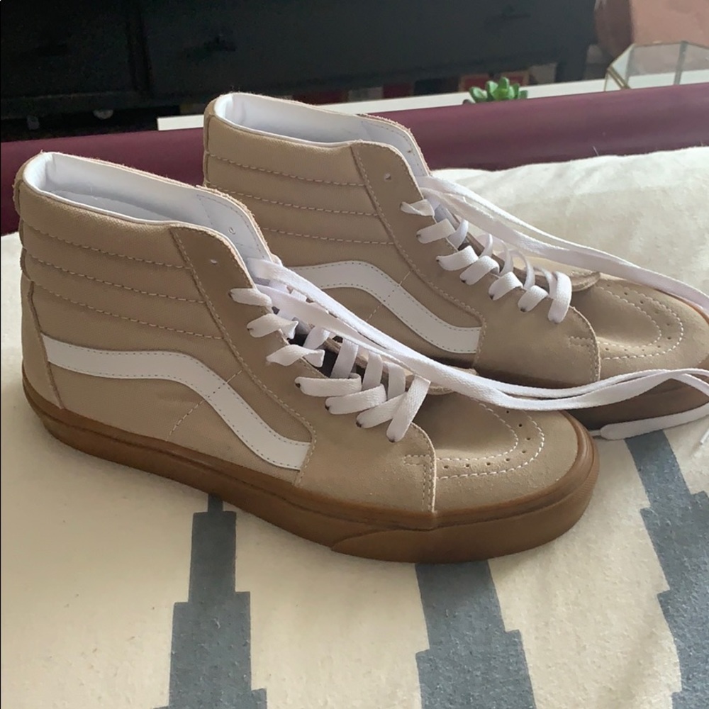 tan vans